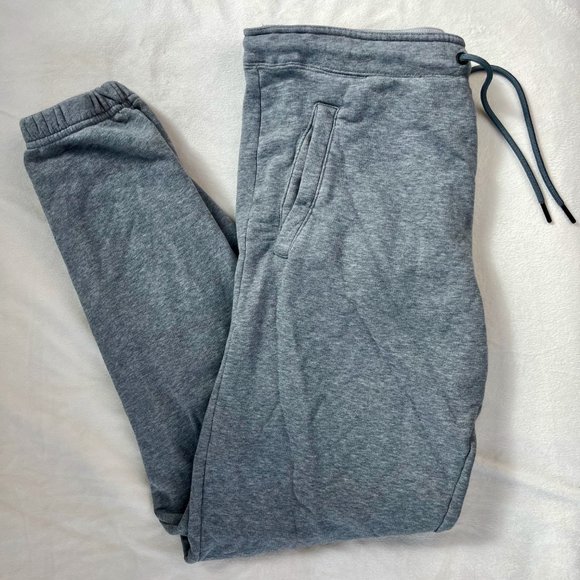 Nike Sweatpants - Sportswear Essential Jogger - LIKE NEW - Picture 6 of 7